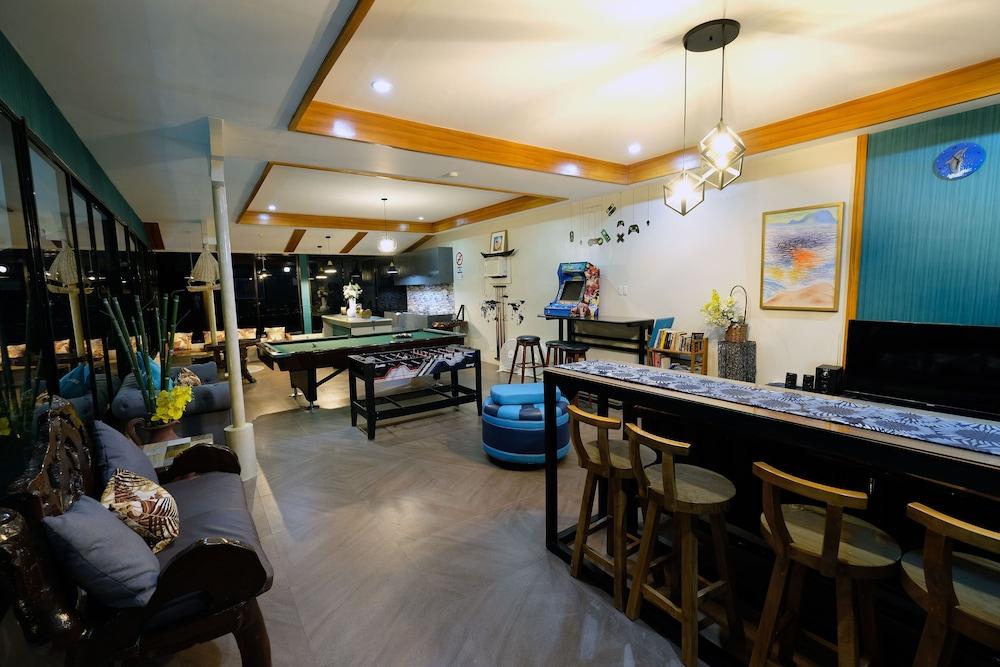 Pescadores Seaview Suites