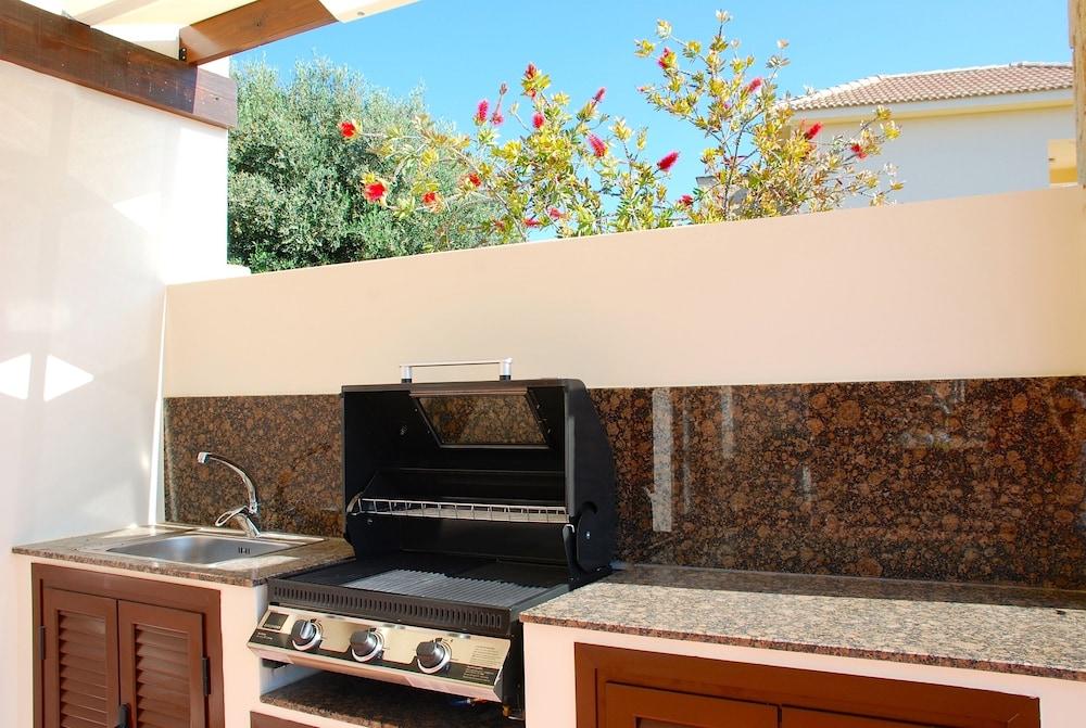 3 BR Villa Limni