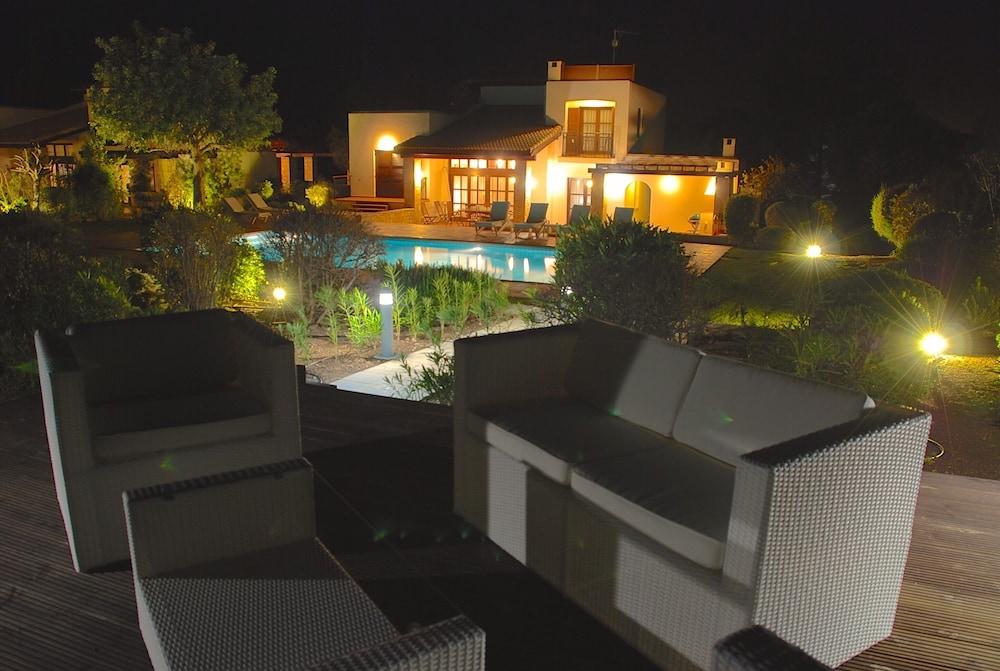 3 BR Villa Limni