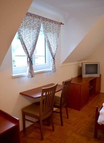 Guest House Pod Grebenom