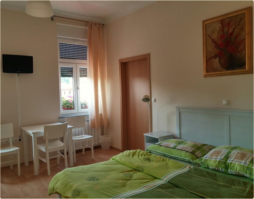 Hostel Sonce