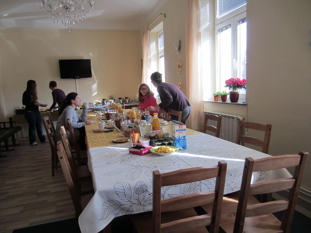 Hostel Sonce