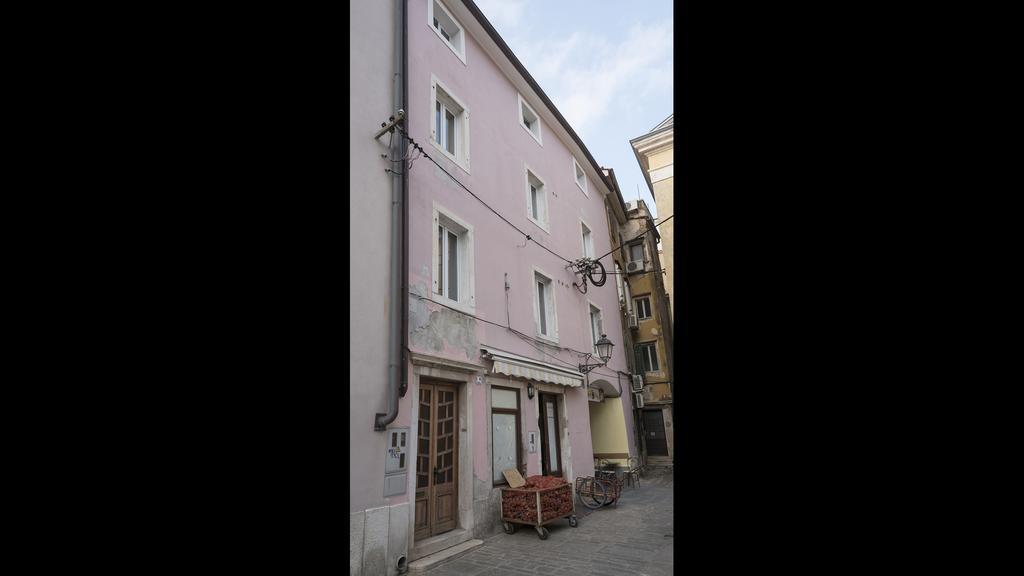 Jazz Apartments