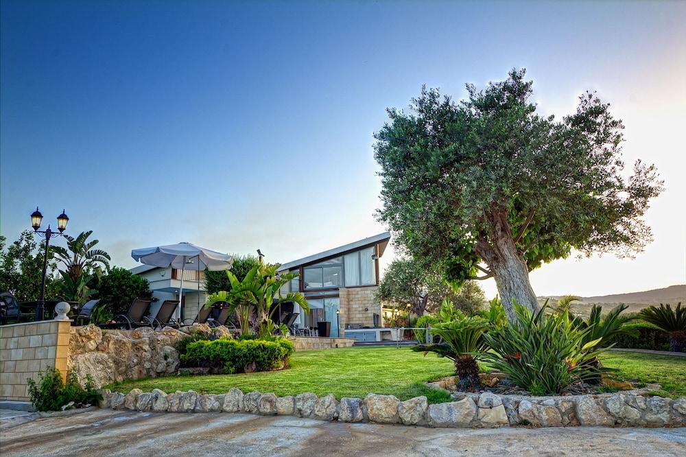 Villa Nasia