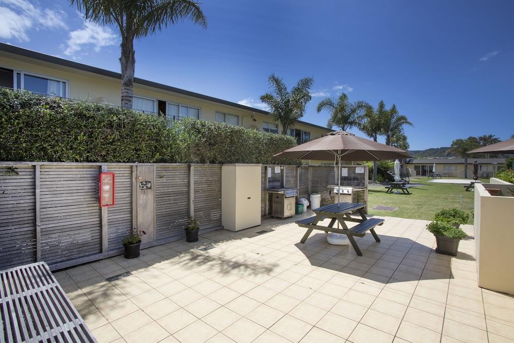 Palm Pacific Motel & Resort