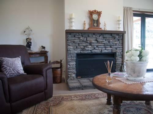 Staveley Heights Bed & Breakfast