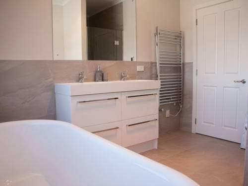 Staveley Heights Bed & Breakfast