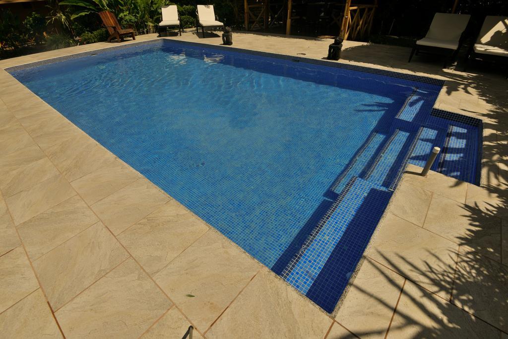 Hotel El Mono Feliz