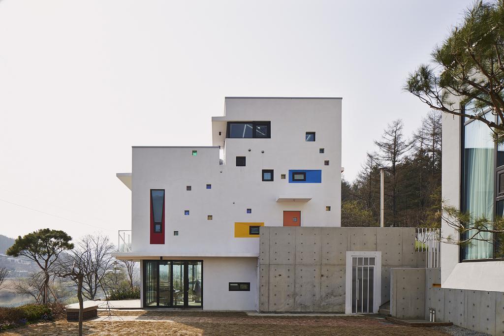 Noilriver Pension