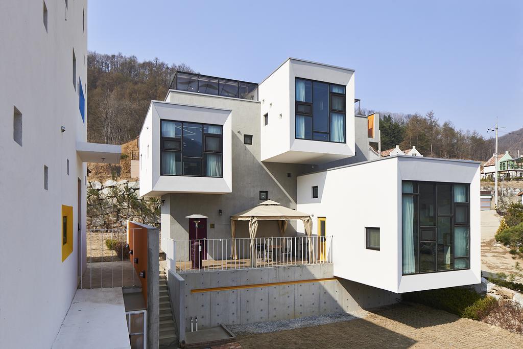 Noilriver Pension
