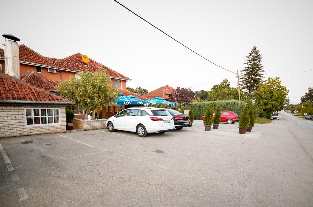 Hotel Radovic