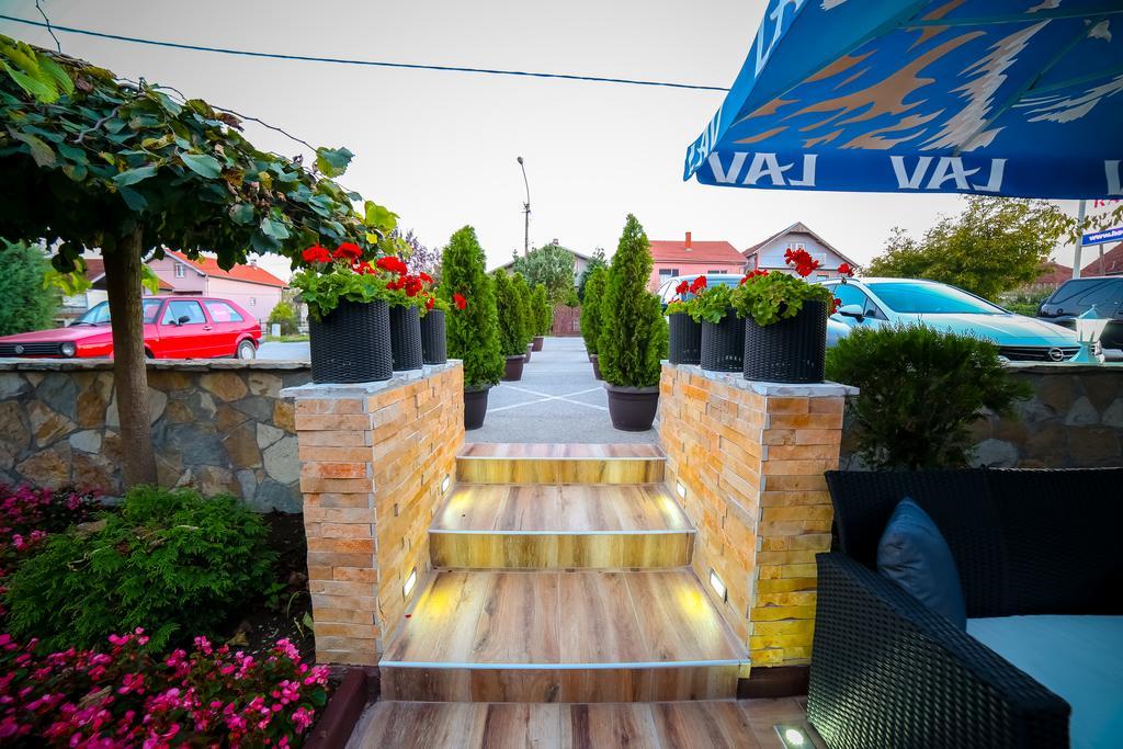 Hotel Radovic