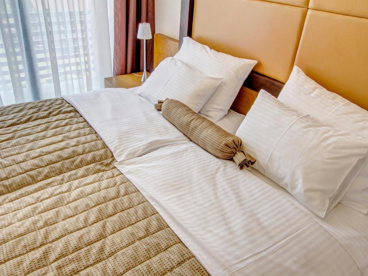 Hotel MIR