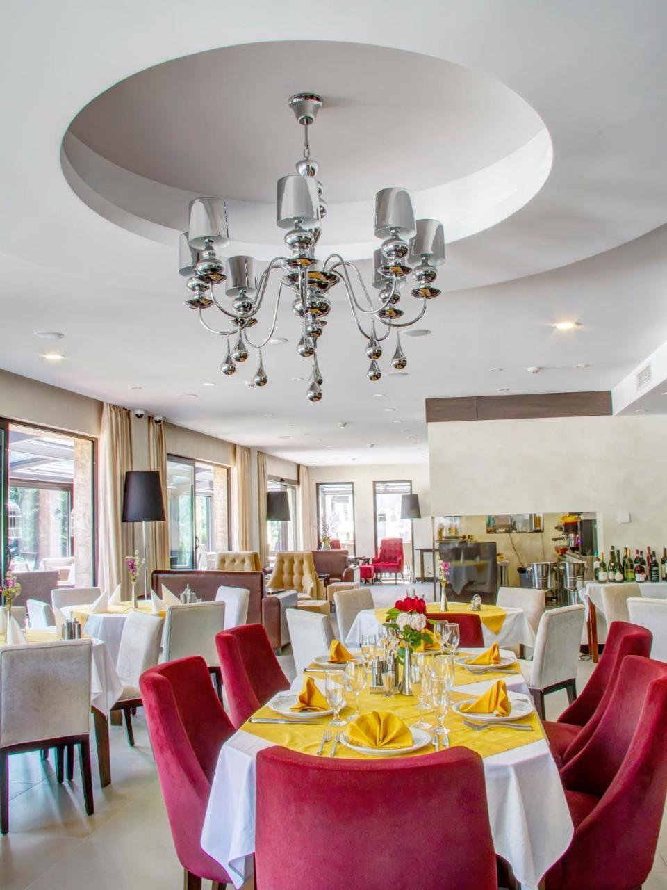 Hotel MIR
