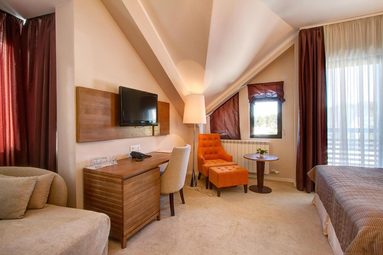 Hotel MIR
