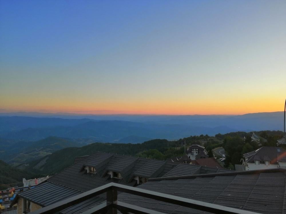 Hotel Milmari Resort