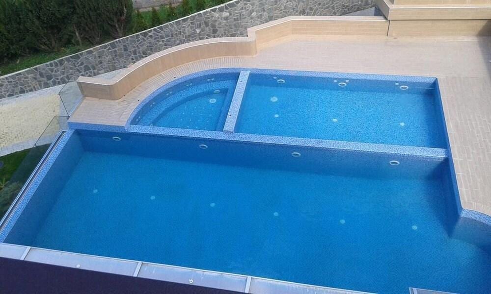Hotel Milmari Resort
