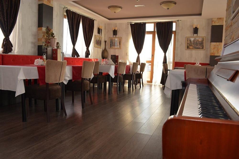 Hotel Milmari Resort