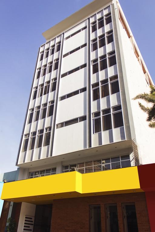 Camino Real Hotel