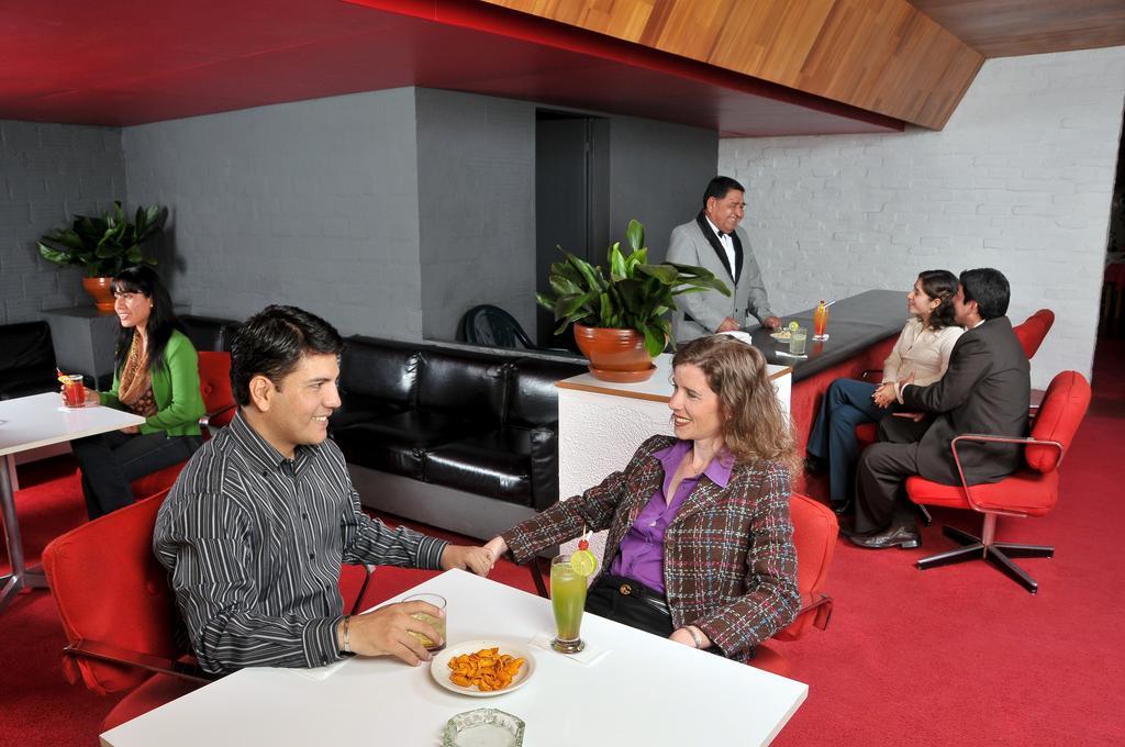Camino Real Hotel