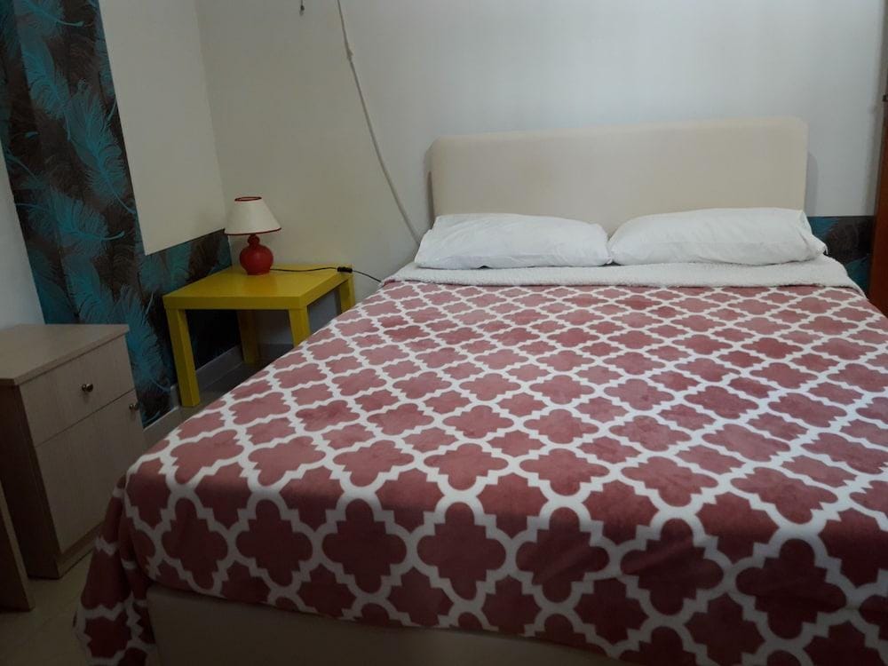 Marina's Rooms