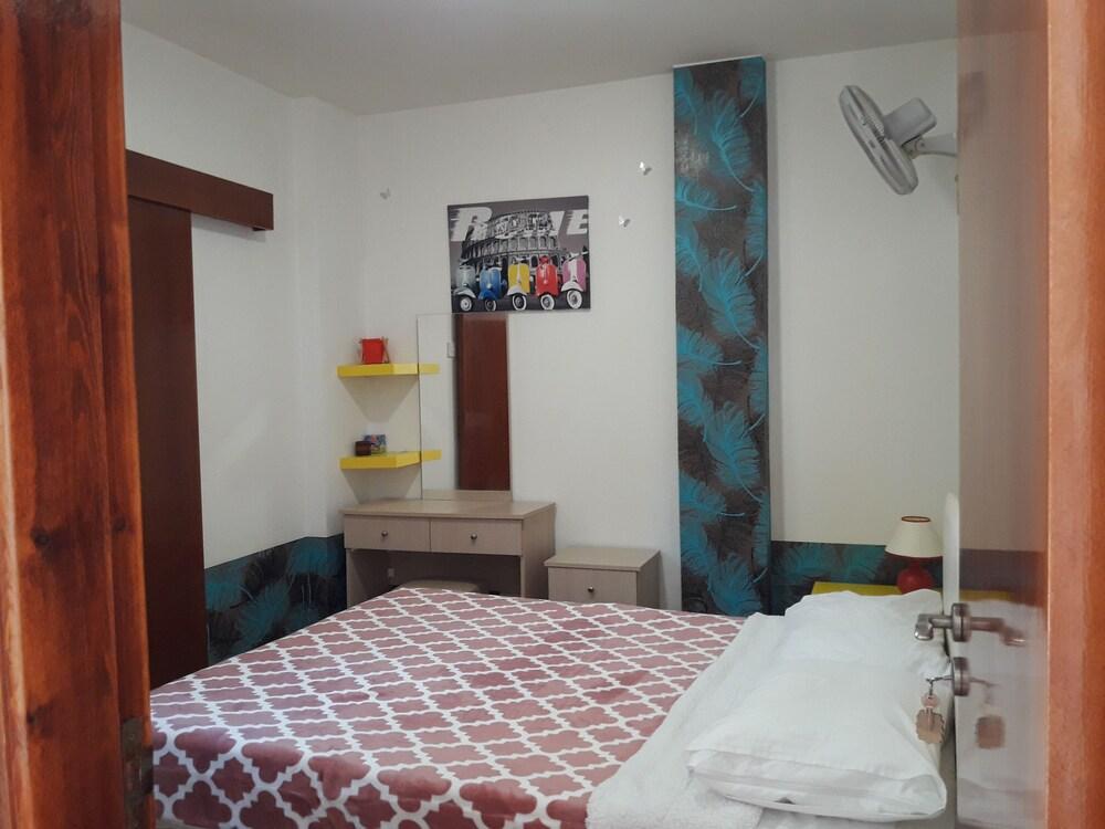 Marina's Rooms