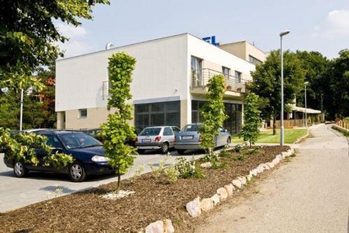 Hotel River