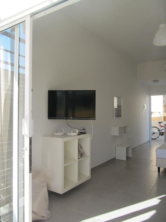 Sunny Holiday Apartments