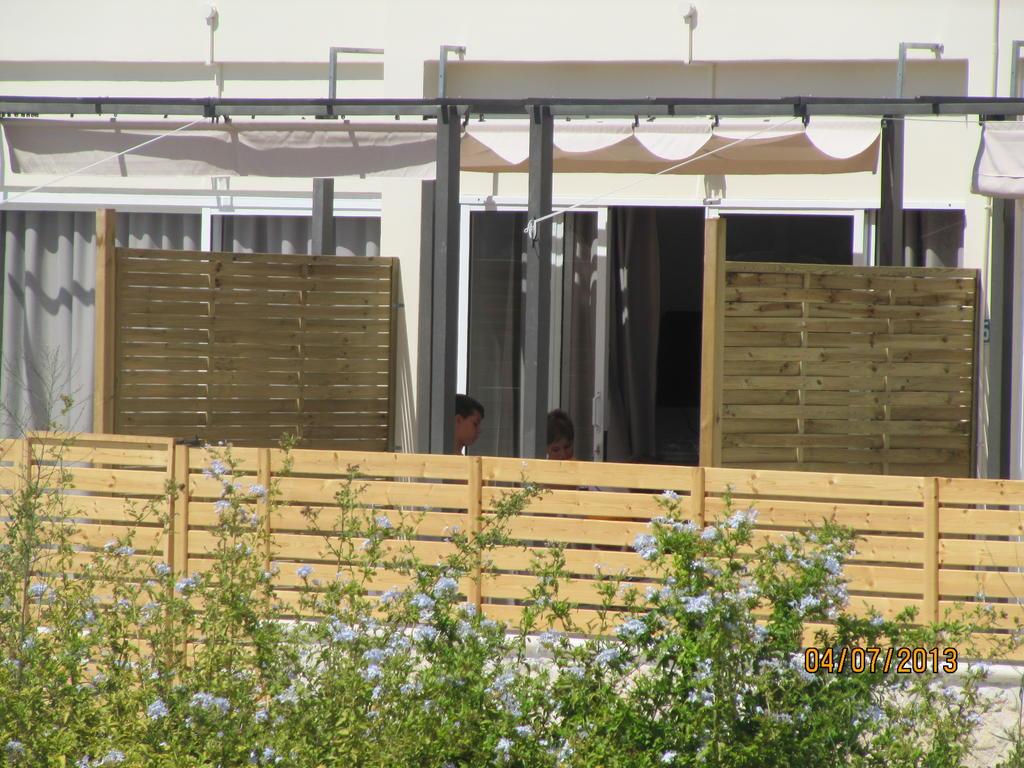Sunny Holiday Apartments