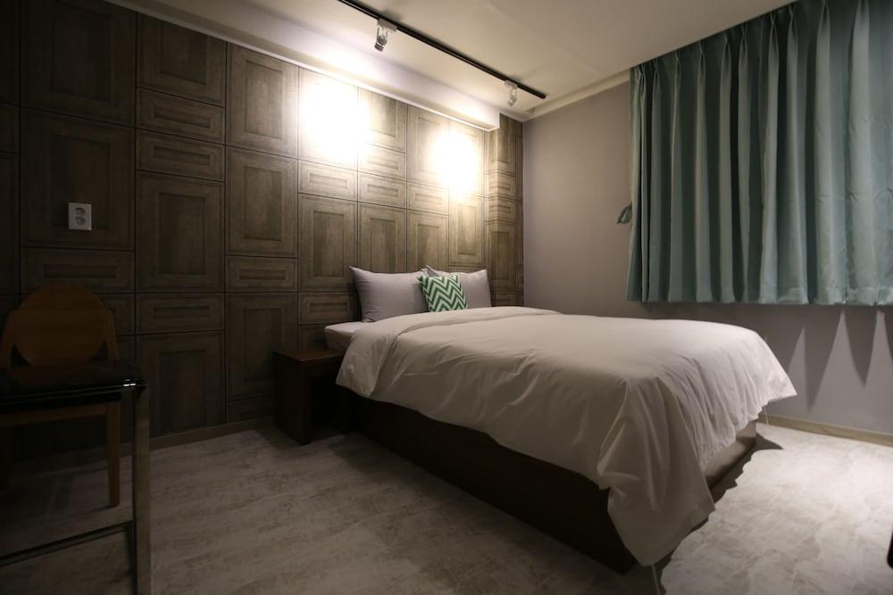 Blanc Hotel Cheongju