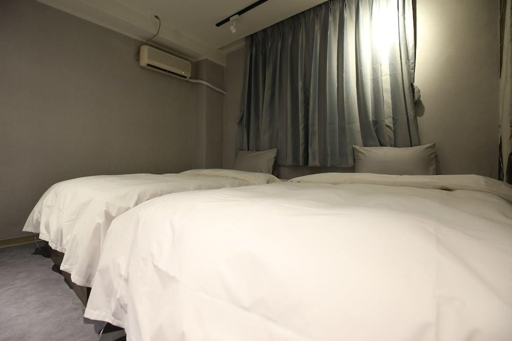 Blanc Hotel Cheongju