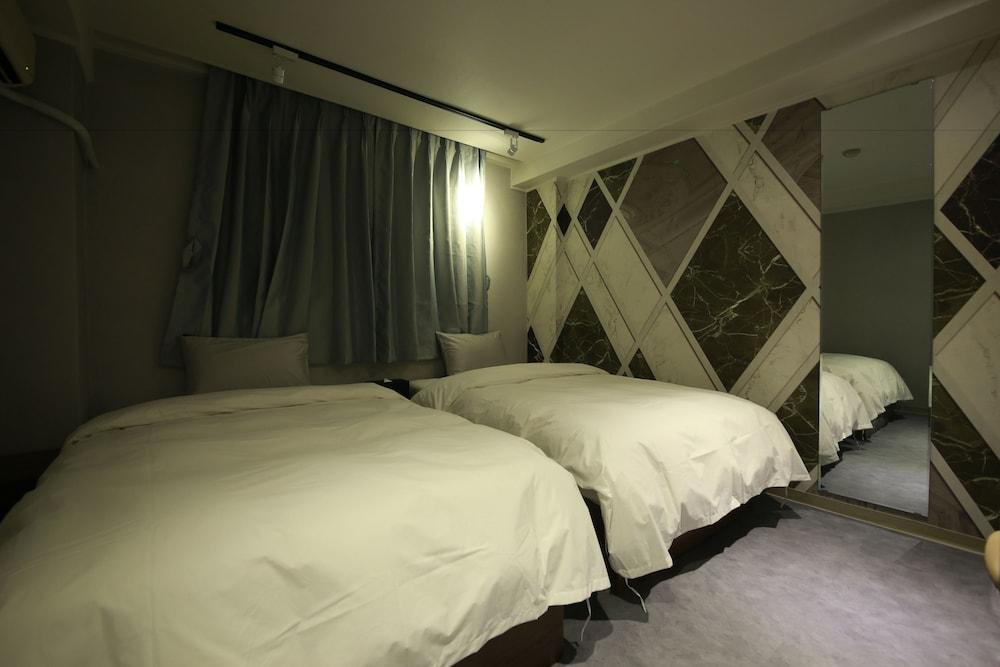 Blanc Hotel Cheongju