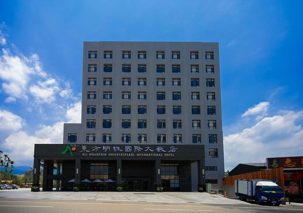Chiayi Oriental Pearl International Hotel
