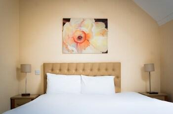 Brogan's Bar & Guesthouse