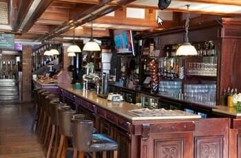 Hayes Hotel