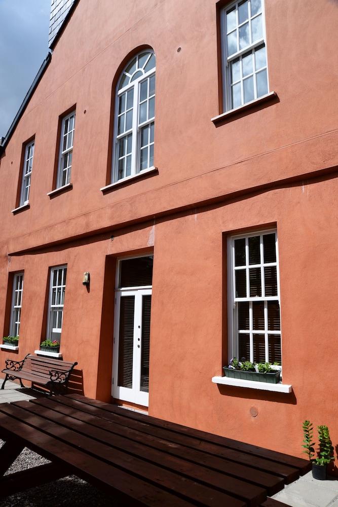 Blackmore Court