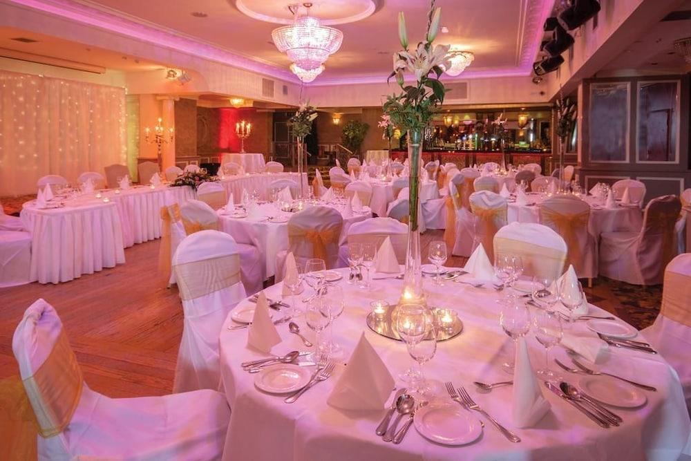 Greville Arms
