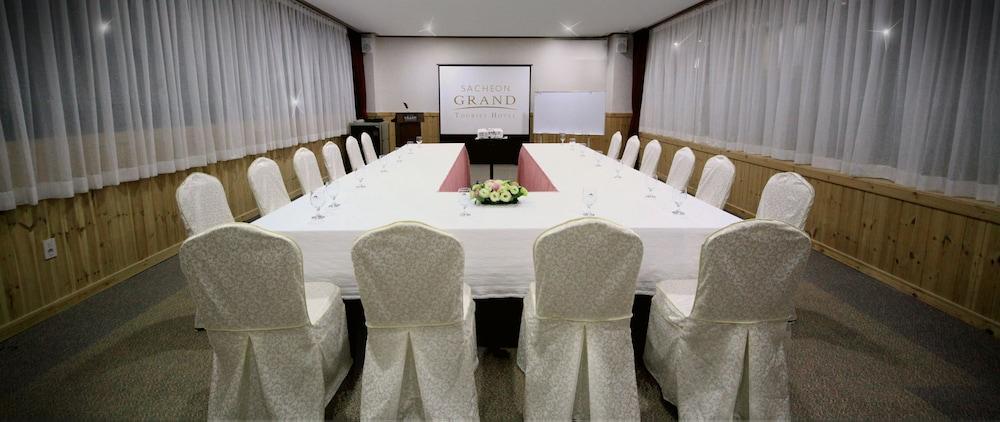 Sacheon Grand Hotel