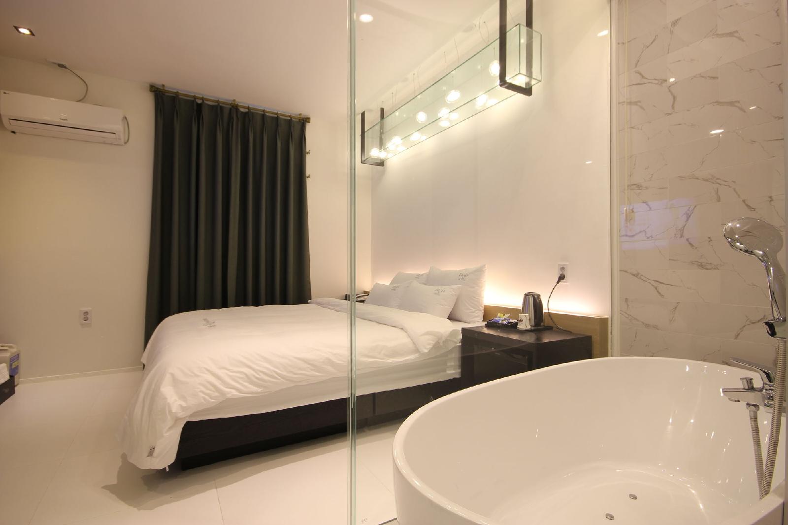Jinhae Pasta Hotel
