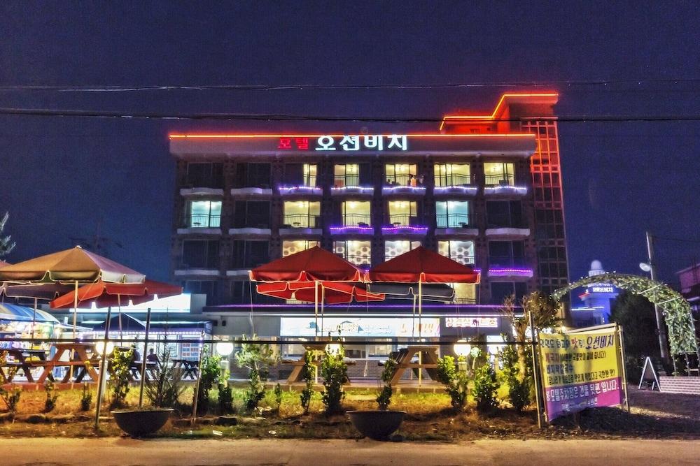 Ocean Beach Motel