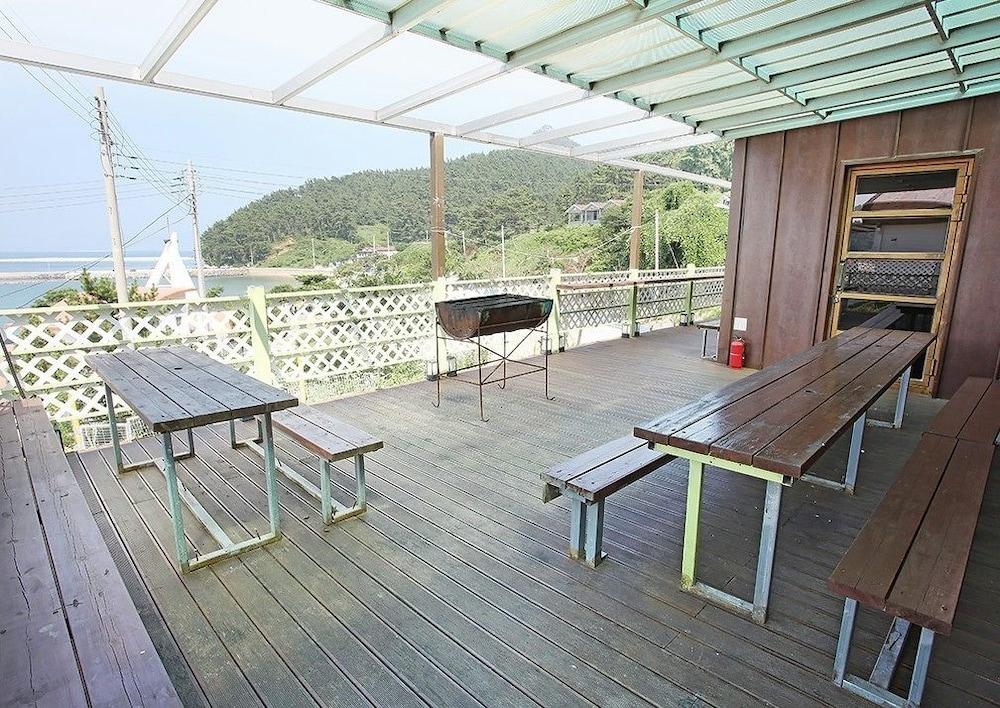 Saryangdo Dandihae Pension