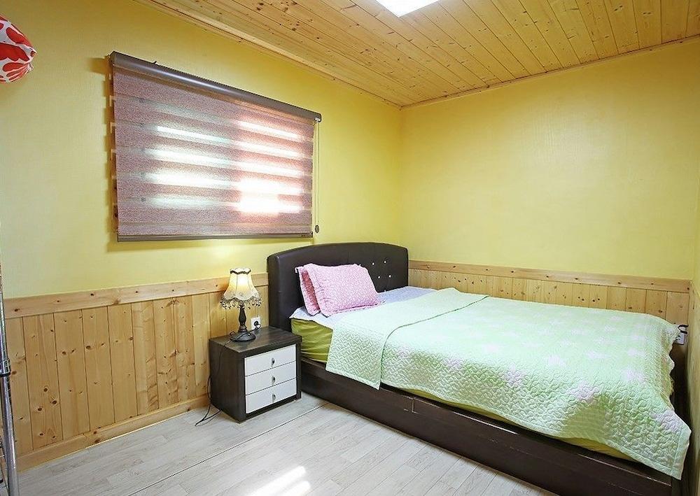 Saryangdo Dandihae Pension