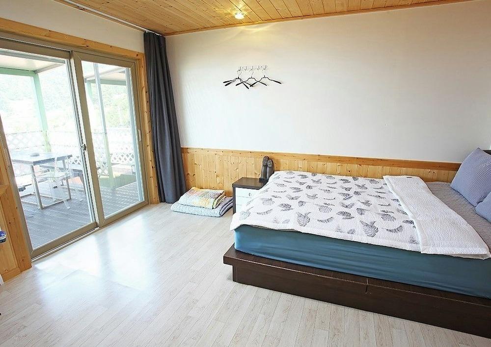 Saryangdo Dandihae Pension