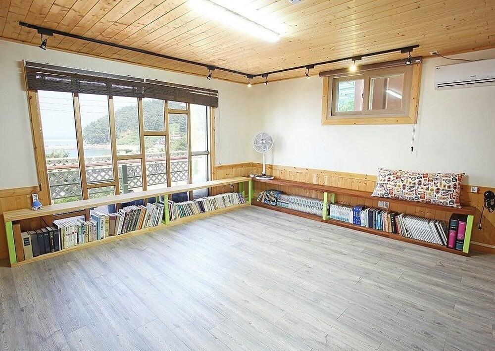Saryangdo Dandihae Pension