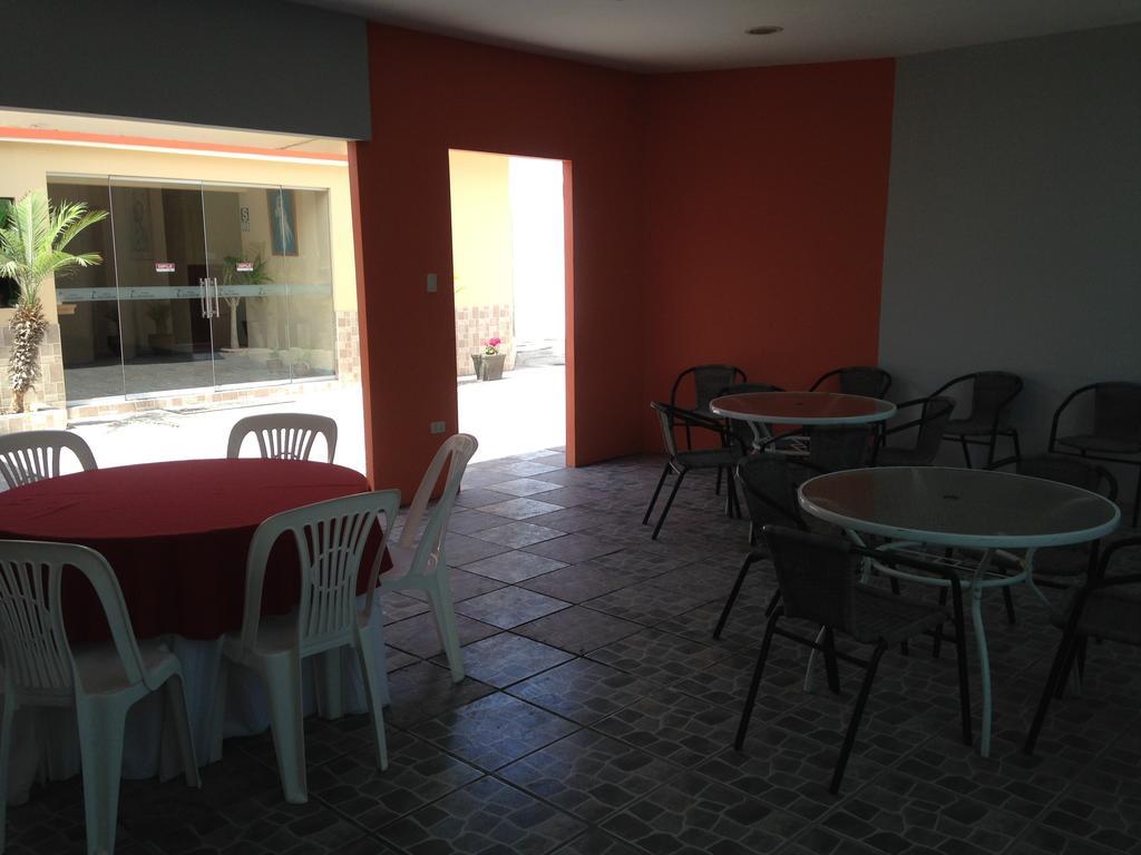 Hotel Los Cocos