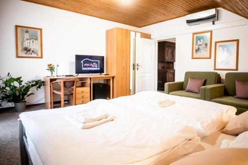 Hotel Squash