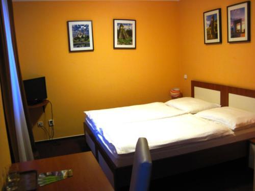Hotel 21