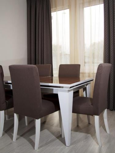Aviator Garni Hotel