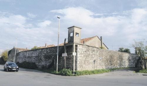 Explorer Hostel