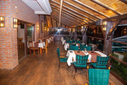 Hotel Dvor